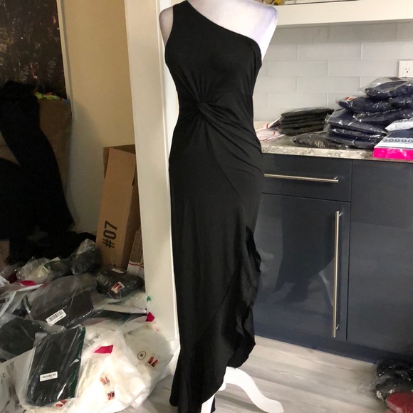 GO-TO black dress - Picture 4 of 8